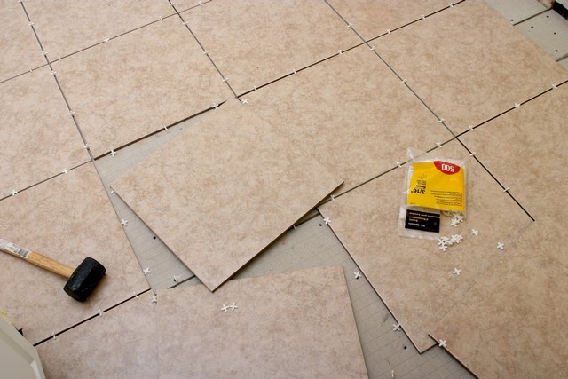 Tiling Hayes, Harlington, UB3, UB4